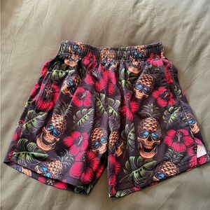 CMBT Skull and Pineapple Print Men's Athletic Shorts